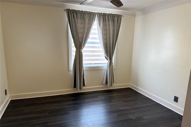 Building Photo - 10661 NW 47th Ct