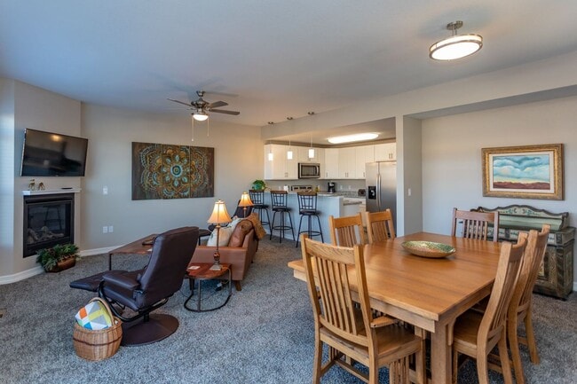 Building Photo - Stylish 3-Bedroom Townhome with Fireplace, Modern Kitchen & Spacious Layout!