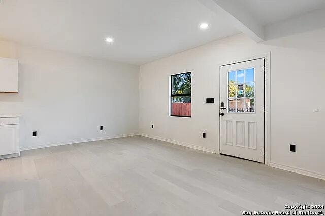 Building Photo - 2031 S Trinity St