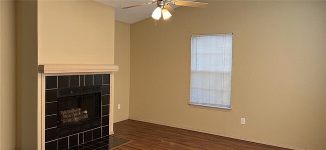 Building Photo - 1663 N Saddlehorn Ave