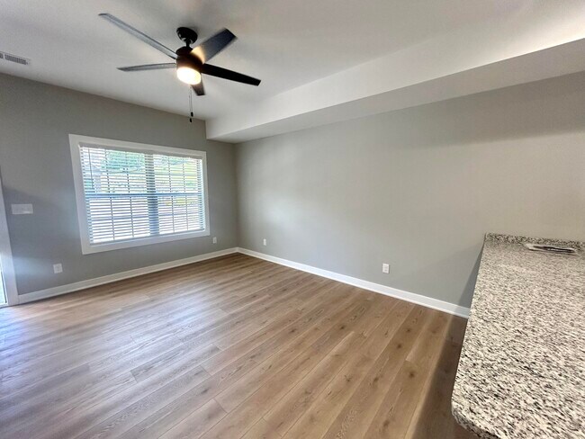 Building Photo - 1611 KY-1247