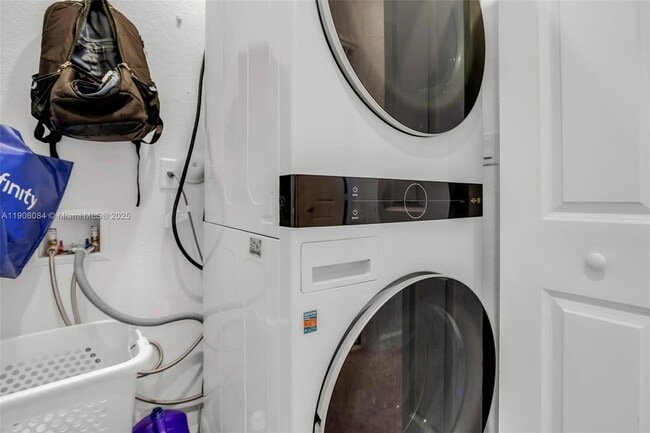 Building Photo - 12774 NW 22nd Pl