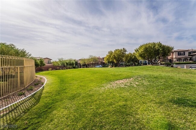 Building Photo - 7744 White Ginger Ave