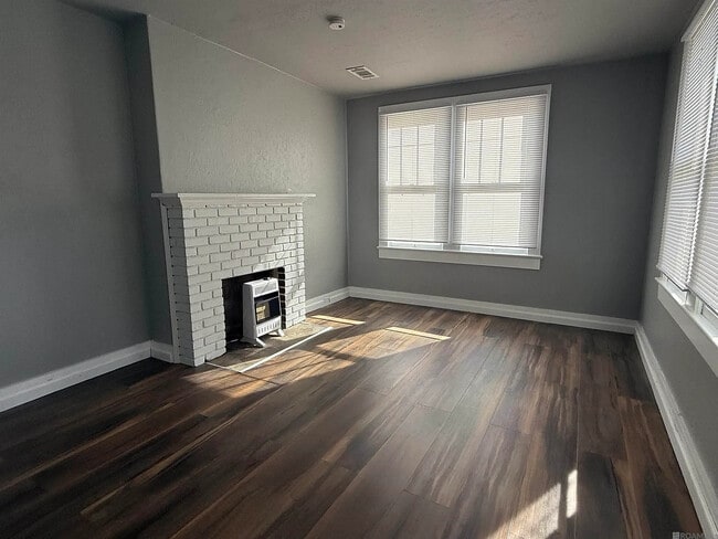 Building Photo - 108 St Jude St