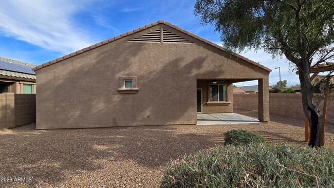 Building Photo - 5042 S 237th Dr