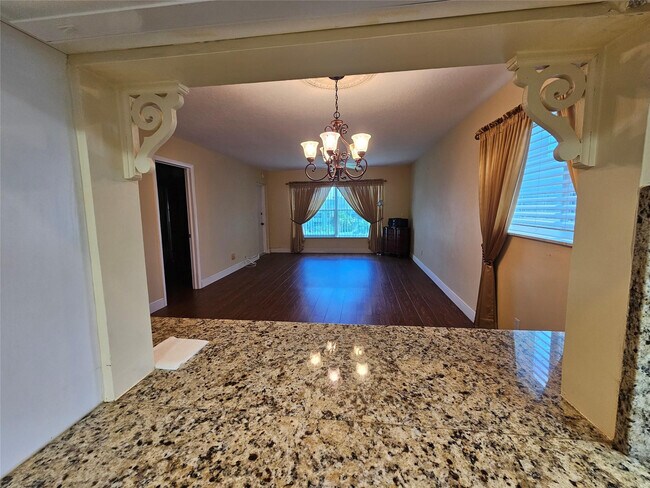 Building Photo - 6650 Royal Palm Blvd