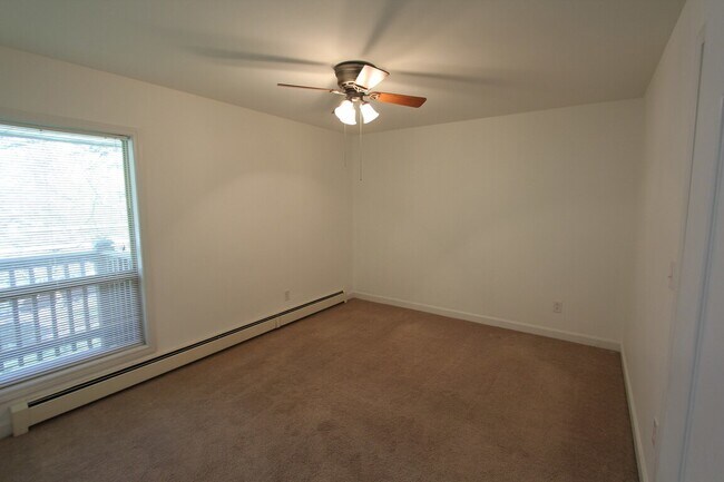 Building Photo - 300 Opatrny Dr