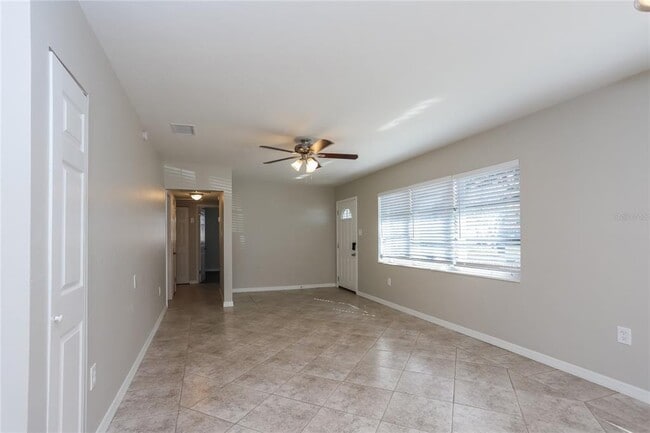 Building Photo - 2145 68th Ave S