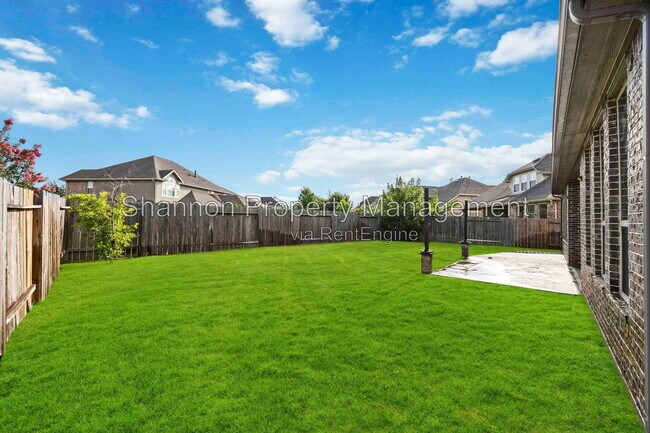 Building Photo - 13318 Cameron Reach Dr