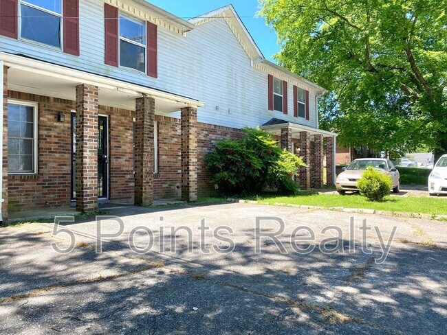 Building Photo - 308 Prince Ave