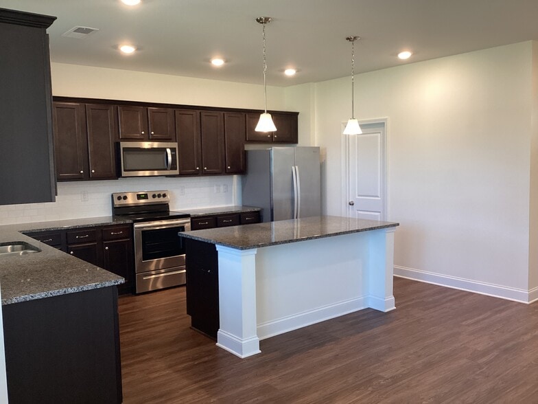 Building Photo - 2339 Campbell Cove Court