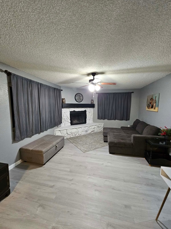 Building Photo - 52275 Avenida Vallejo