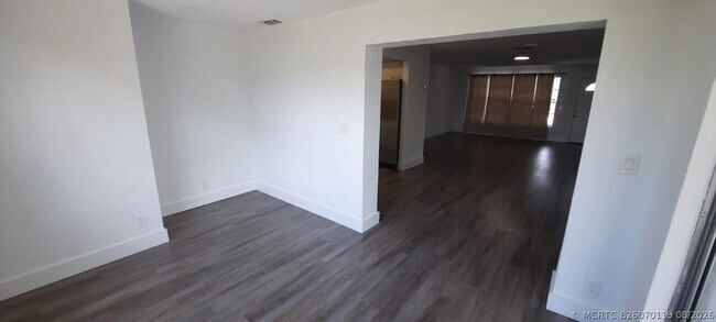 Building Photo - 9370 SW 1st Pl