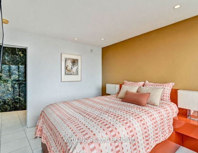 Building Photo - Designer Luxury. Iconic Views. Extraordinary Living.