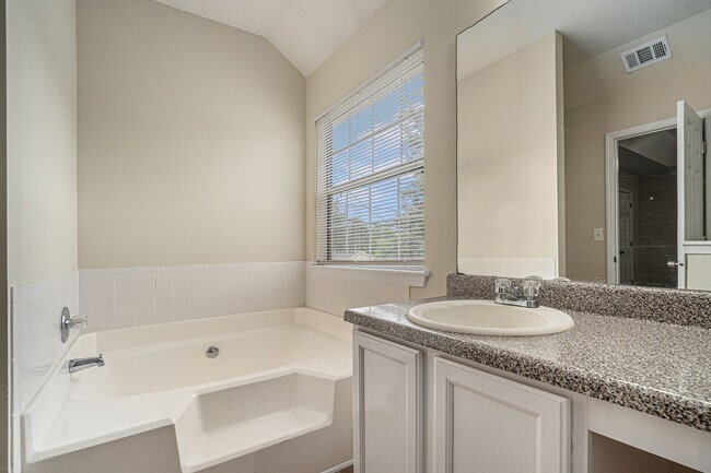 Building Photo - 5346 Salem Springs Dr