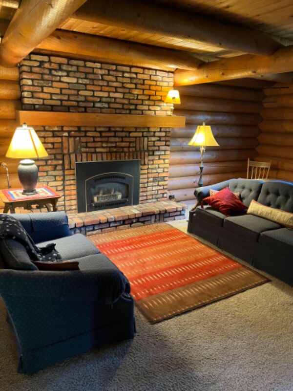 Building Photo - 502 Snowberry Ln