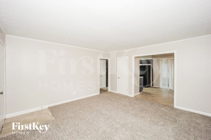 Building Photo - 2521 Southaven Dr