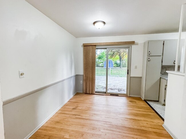 Building Photo - 4204 Northgate Dr NE