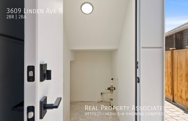 Building Photo - 3609 Linden Ave N