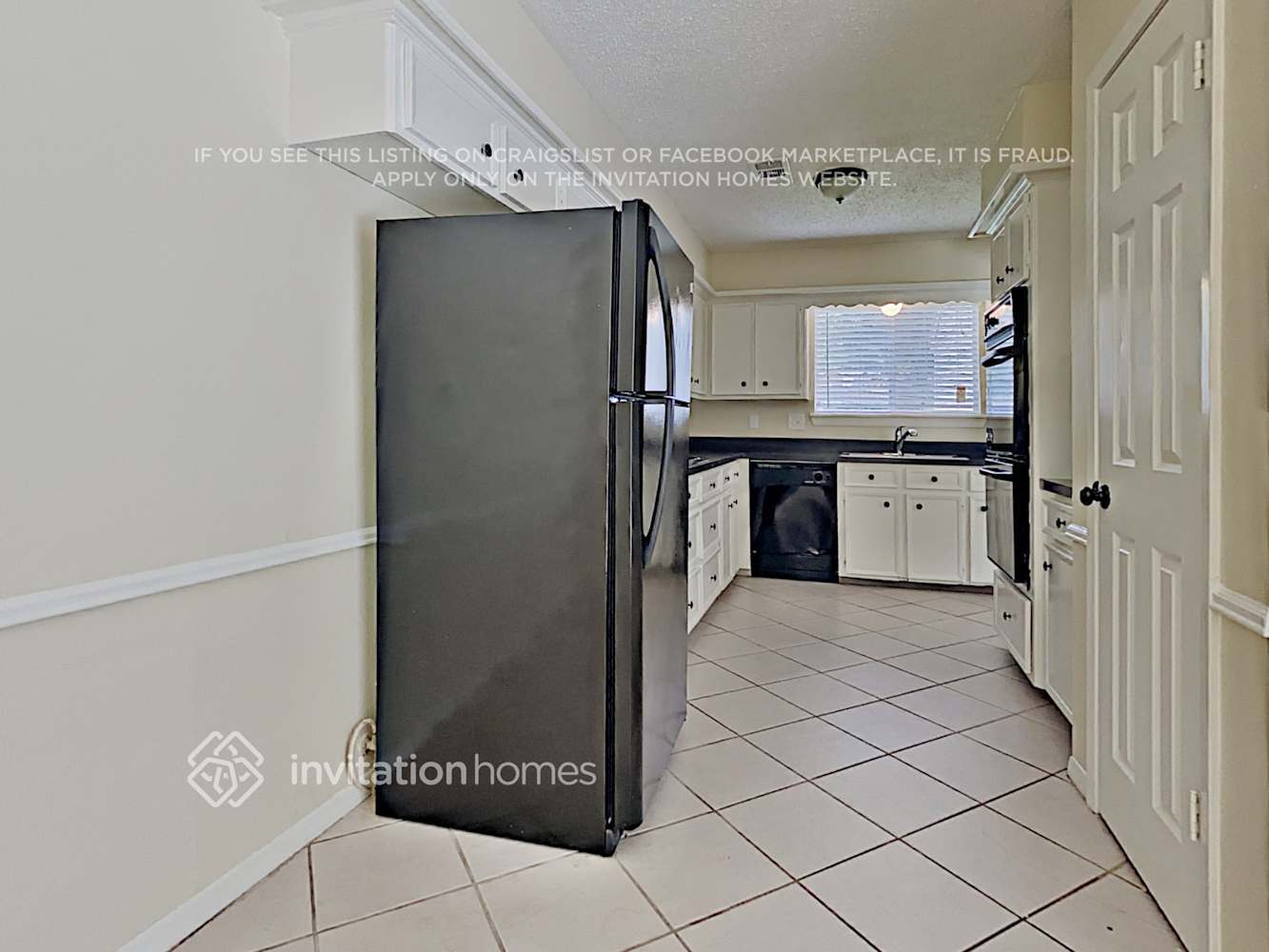 Building Photo - 13414 Pantano Dr