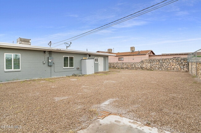 Building Photo - 6302 Wieland Way