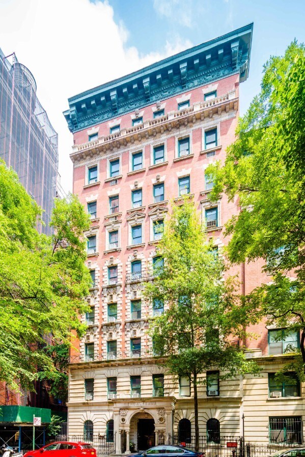 Building Photo - Short term Furnished Rental in Doorman Building