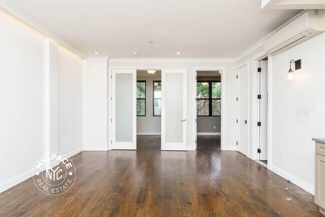 Building Photo - 60-80-80 Myrtle Ave