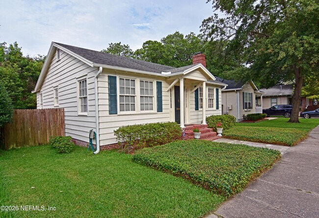 Building Photo - 1328 Ingleside Ave