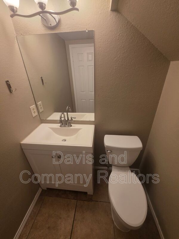 Building Photo - 3316 Caldera Blvd