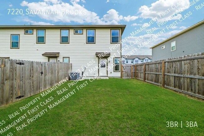 Building Photo - 7220 Savannah Brooks
