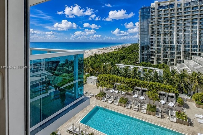Building Photo - 2301 Collins Ave