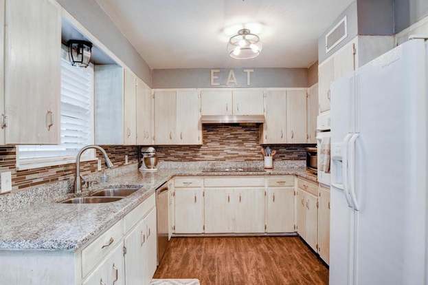 Building Photo - 1405 Yarborough Dr