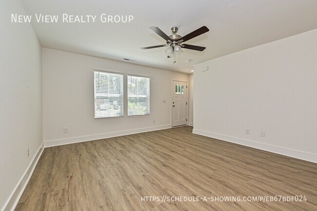 Building Photo - 580 Pleasant Ave