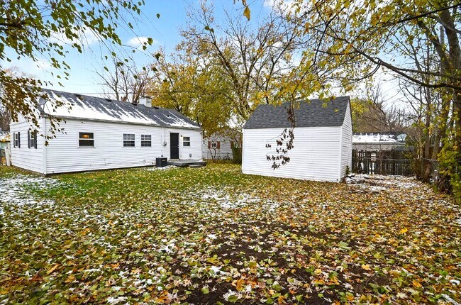 Building Photo - 2343 St Peter St