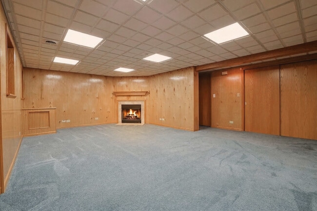 Building Photo - 145 Farmgate Dr