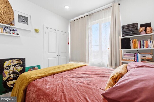 Building Photo - 2400 Germantown Ave