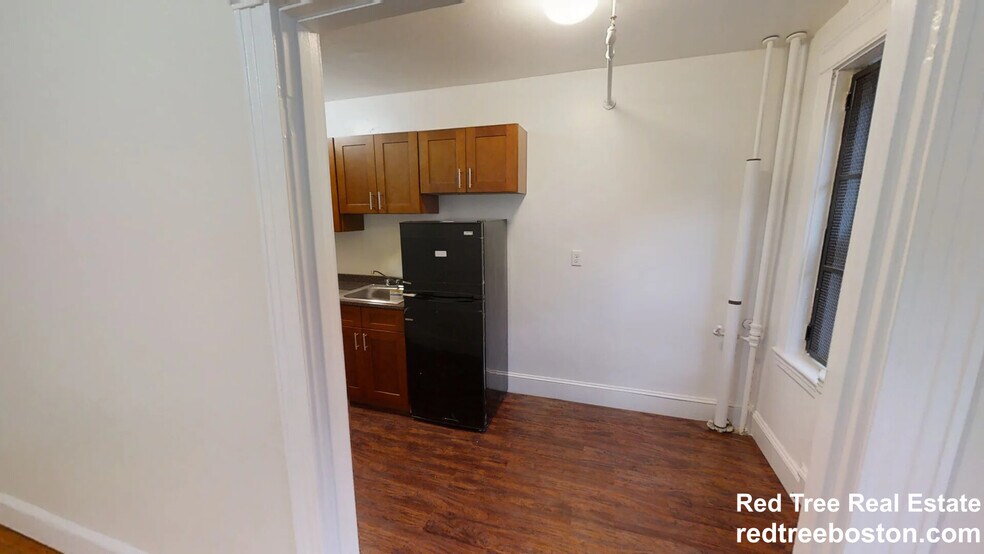 Building Photo - 88 Washington St