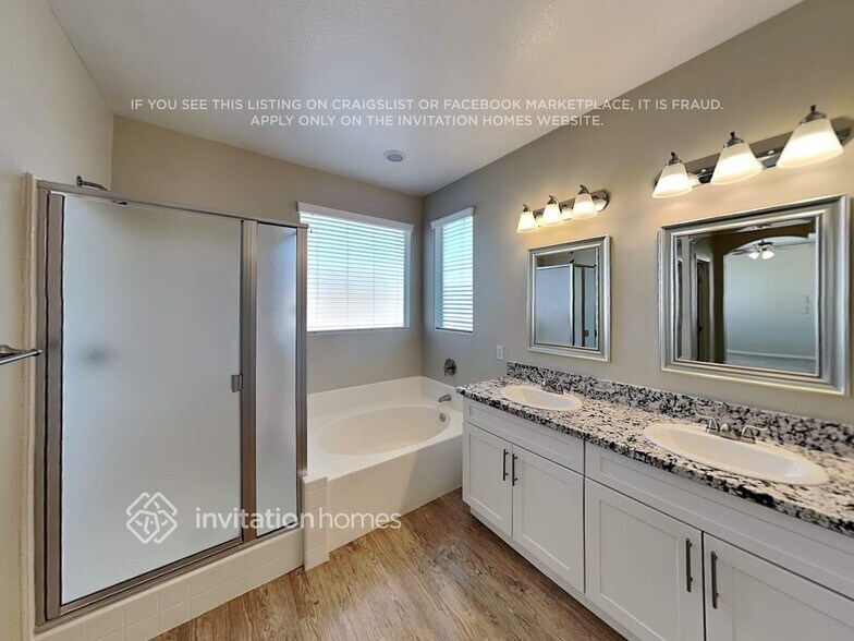 Building Photo - 3872 W Irvin Ave