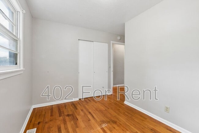 Building Photo - 6006 N 68th St