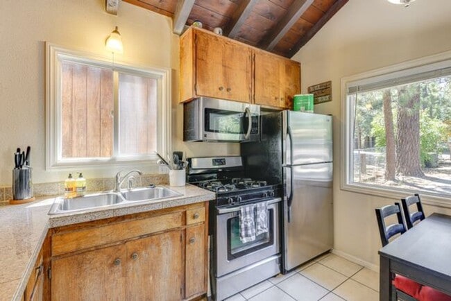 Building Photo - Welcome Home