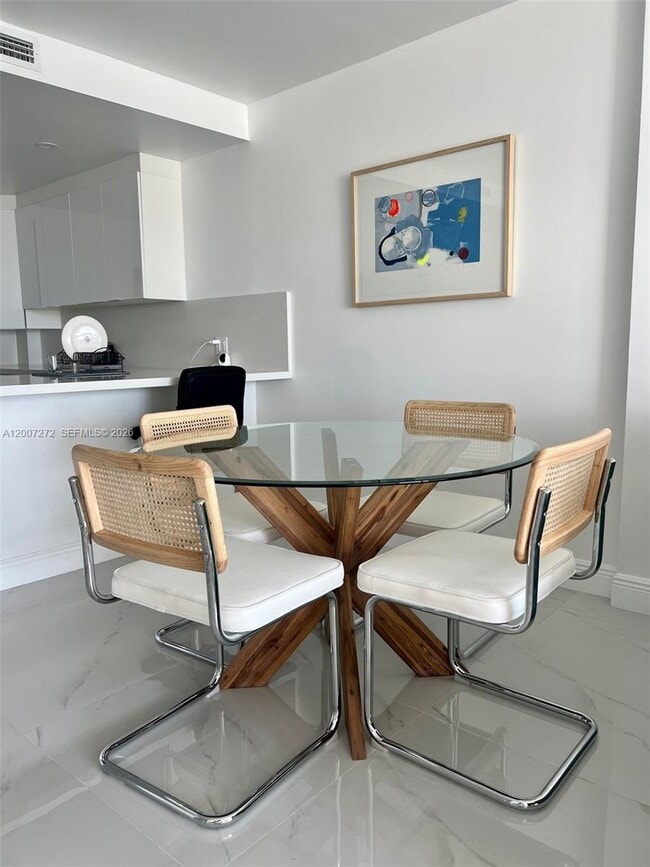 Building Photo - 155 Ocean Ln Dr