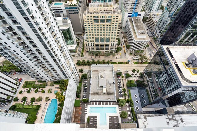 Building Photo - 1080 Brickell Ave