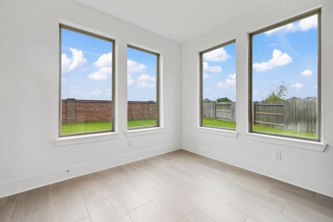 Building Photo - 863 Sarasota Shore Dr