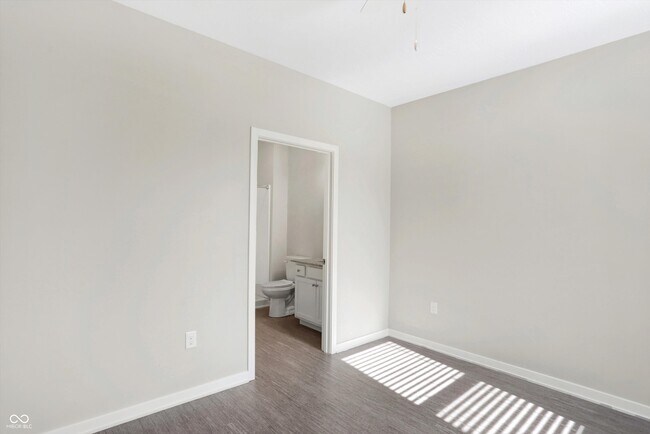 Building Photo - 75 Cypress Dr
