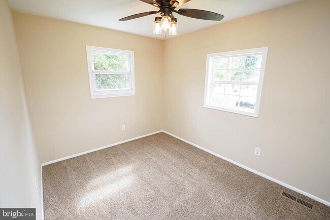 Building Photo - 30446 Zion Rd