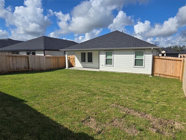 Building Photo - 7826 Calabria Dr