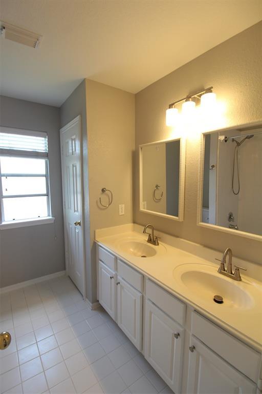 Building Photo - 22110 Blossom Meadow Ct