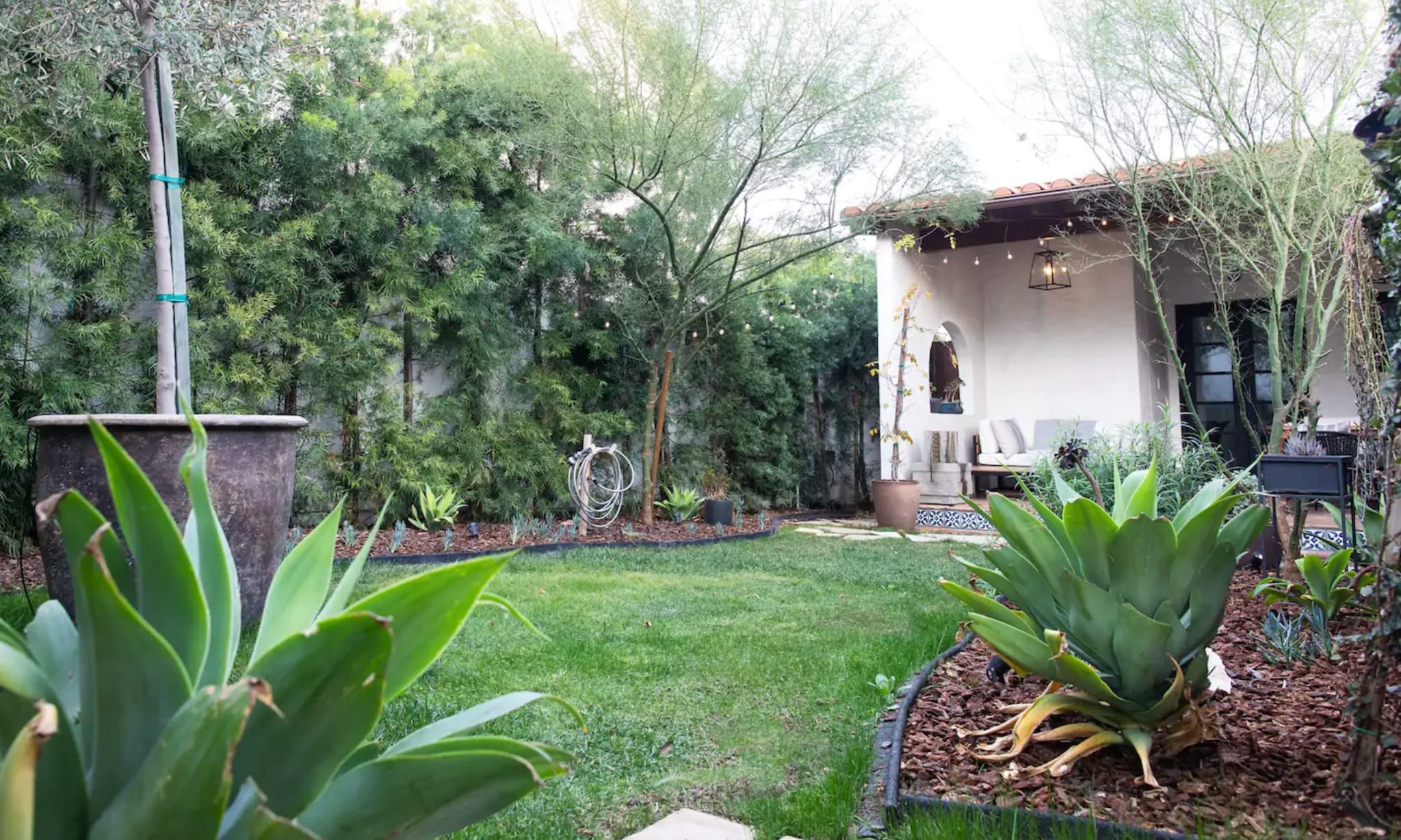 Building Photo - 1911 Rosalia Rd