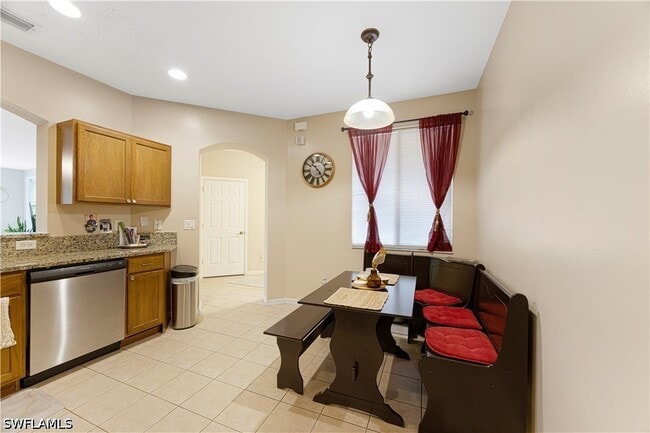 Building Photo - 3223 Antica St