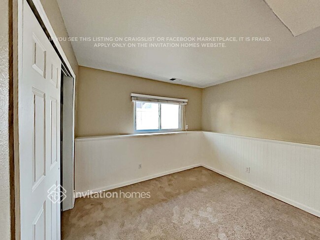 Building Photo - 9494 Palisade Ct